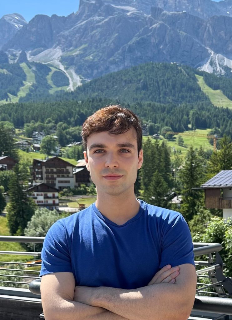 Daniel Oliveira - AI Researcher